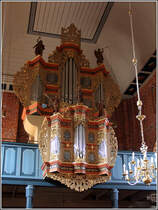 Marienhafe. Die Orgel der St.-Marien-Kirche. 18.10.2014