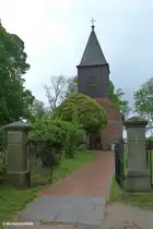 Dorfkirche von Gro� Zicker mit Holzturm (Gemeinde Gager / M�nchgut, R�gen - Mai 2011)