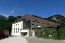 Kochel am See, die Turbinenhalle des Walchenseekraftwerkes, das Industriedenkmal z�hlt j�hrlich etwa 100.000 Besucher, Aug.2014