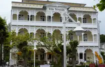 Villa Fernsicht - eines der H�user der B�derarchitektur auf der Wilhelmstra�e von Sellin (M�nchgut, R�gen, Mai 2011)