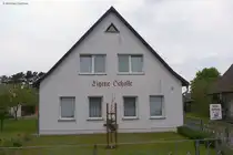  Eigene Scholle  - der Name ist Programm - gesehen in Baabe (M�nchgut, R�gen, Mai 2011)