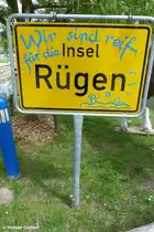 Dieses Schild steht im Hof vom Gut Putgarten (Halbinsel Wittow auf R�gen - Mai 2011)