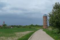 Alle drei Trme auf einen Blick - der Peilturm und die beiden Leuchttrme von Kap Arkona (Gemeinde Putgarten, Halbinsel Wittow, Rgen, Mai 2011)