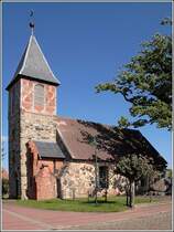Die kleine Dorfkirche in Barnebeck am 16.09.2007.