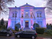 Angeleuchtete Villa im Briller Viertel in Wuppertal (NRW, November 2014)