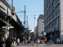 In welcher Ecke man in Berlin ist,�berall ist der Fernsehturm zusehen wie ich,am 05.Oktober 2014,in der Friedrichstra�e war.