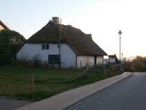 Reet gedecktes Haus in einer Ghrener Seitenstrae am 08.November 2014.