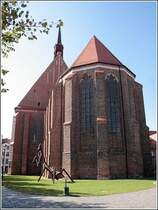 Die Urspr�nge der M�nchskirche in Salzwedel reicht bis ins 13. Jahrhundert zur�ck. Die ehemalige Franziskaner Klosterkirche hat eine wechselvolle Geschichte hinter sich. Seit Mitte der 80er Jahre des 20. Jahrhunderts wird das Geb�ude f�r Ausstellungen und Konzerte genutzt. Aufnahmedatum: 16.09.2007