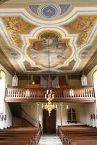 Schsenheim bei Sonderhofen, Pfarrkirche St. Peter und Paul, Saalbau mit eingezogenem Chor, erbaut 1741 (26.10.2014)