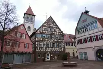Rudersberg, Marktplatz mit Altem Schulhaus, Rathaus und Ev. St. Johannes Kirche (25.12.2014)