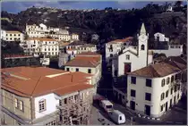 Madeira. Ponta do Sol mit seiner Igreja Matriz de Ponta do Sol. Scan eines Dias vom Januar 1995.