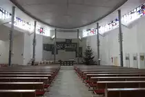 Ebersbach an der Fils, Innenraum der Kath. Herz Jesu Kirche, erbaut 1961 (18.01.2015)