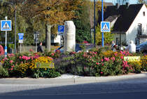Kein  Weiwurstdenkmal , sondern ein gut erhaltener Meilenstein aus der Rmerzeit in Zlpich - 18.10.2014