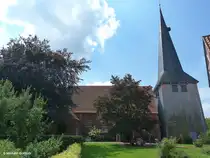 Jork-Borstel im Alten Land: separat stehender Turm neben der ev. St. Nikolai-Kirche (Juli 2014)