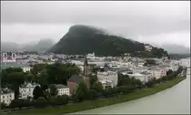 . Trbes Wetter in Salzburg -

Ausblick vom Mnchsberg auf die andere Seite der Salzach mit dem Kapuzinerberg.

30.05.2014 (Matthias)