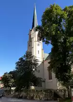 Garmisch-Partenkirchen, die Pfarrkirche Mari� Himmelfahrt, die neugotische Hallenkirche wurde 1868-71 erbaut, Aug.2014