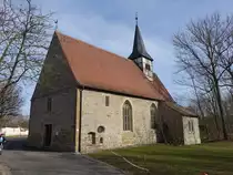 W�sserndorf, St. Cyriakus Kirche, kleine Saalkirche mit eingezogenem Chor, erbaut 1496 (09.03.2015)