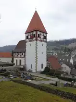Morsbach, Ev. Wehrkirche St. Alban und St. Wendelin, erbaut im 14. Jahrhundert aus 
massivem Kalkstein, im 15. Jahrhundert wurde das Kirchenschiff und Turm um einen 
Fachwerksaufbau erh�ht, im Inneren Wandmalereien aus dem 15. Jahrhundert (15.03.2015)
