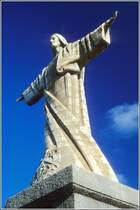 Madeira. Die Cristo Rei Statue von Garajau wurde 1927 errichtet.
Scan eines Dias vom Sommer 1999.