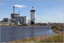 Bremen. Das Heizkraftwerk Hastedt der SWB produziert aus Kohle und Erdgas Strom und Fernwrme. 21.04.2015