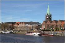 Bremen. Die Schlachte mit der St. Martini Kirche. 21.04.2015