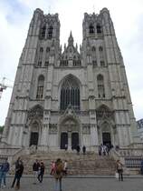 Brssel, gotische Kathedrale St. Michael und St. Gudula, erbaut ab 1226 (26.04.2015)