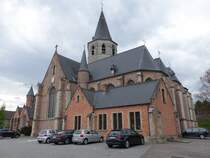 Stekene, Heilig Kreuz Kirche, gotische Kreuzkirche, erbaut ab 1548 (29.04.2015)