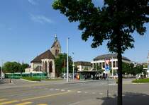 Basel, Blick ber den Wettsteinplatz in Kleinbasel mit der Theodorskirche, Mai 2015