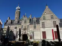 Bergen op Zoom, historischer Markiezenhof, erbaut von 1485 bis 1514 von Anthonis 
en Rombout Keldermans, von 1795 bis 1957 Kaserne (30.04.2015)
