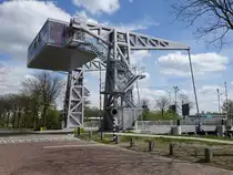 Tilburg, Br�cke am Havendijk (01.05.2015)