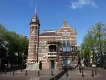 Rathaus von Oisterwijk am De Lind Platz (01.05.2015)