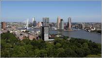 Rotterdam. Die Erasmusbrug und die Hochhuser des modernen Stadtteils Kop van Zuid. 07.06.2015