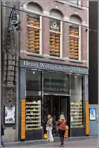 Amsterdam. K�se �ber K�se gibt es in diesem Gesch�ft in der Reguliersbreestraat. 09.06.2015