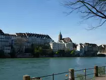 Basel, Blick von Kleinbasel �ber den Rhein zur Kirche St.Martin, April 2015
