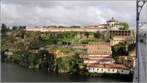 Vila Nova de Gaia. Blick vom Ponte Luis I - eine der Brcken zwischen Porto und Gaia - auf das Mosteiro da Serra do Pilar. Die Anlage wird heute zu groen Teilen vom portugiesischen Militr genutzt. 08.05.2015