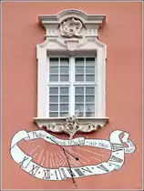 Uhldingen-M�hlhofen. Am 09.07.2015 versagte die Sonnenuhr an der Basilika Birnau ihren Dienst - jedenfalls zum Fotozeitpunkt.