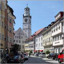 Ravensburg. Blick durch die Kirchstrae mit dem 51 m hohen Blserturm im Hintergrund. 11.07.2015