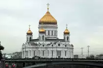 Christ-Erl�ser-Kathedrale ist das zentrale Heiligtum der Russisch-Orthodoxen Kirche sowie eines der gr��ten orthodoxen Kirchengeb�ude der Welt. Es stellt ein weithin sichtbares Wahrzeichen Moskaus dar, gesehen im September 2010.
