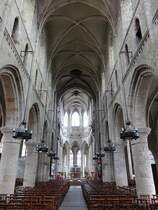 Vire, Innenraum der Kirche Notre Dame (12.07.2015)