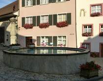 Laufenburg, historischer Brunnen in der oberen Altstadt, Juli 2015