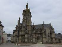 St. Thegonnec, Kirchhofkomplex aus dem 16. Jahrhundert, Triumphtor von 1587 (14.07.2015)