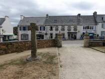 Plougasnou, Place du General Leclerc (14.07.2015)