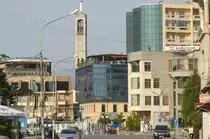 Bulevardi Sk�nderbeu in Shkod�r. Aufnahme: Juli 2012.