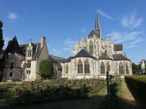 Vendome, Abteikirche La Trinite, erbaut ab 1040, Chor 13. Jahrhundert (18.07.2015)