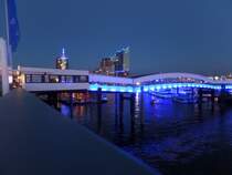 Hamburg am 9.9.2015: Blue Port, berseebrcke