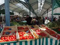 Chartres, Markthalle Marche aux Legumes am Place Billard (18.07.2015)