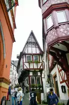 Spitzh�uschen - Weinstube Schmitz in der Karlstra�e 13, Bernkastel-Kues. Aufnahme: Juli 2007.