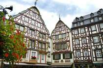 Markt - Bernkastel-Kues. Aufnahme: Juli 2007.