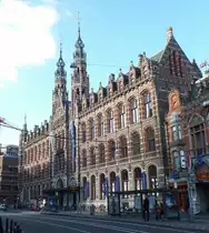 Amsterdam am 8.9.2014 -  Shoppingcenter Magna Plaza im Geb�ude der ehemaligen Hauptpost