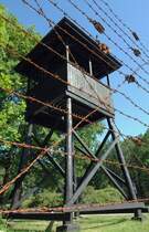 Wachturm im Denkmal Lager Westerbork bei Hooghalen in den Niederlanden. Das Polizeiliche Judendurchgangslager Westerbork war eines der beiden von den nationalsozialistischen Besatzern in den Niederlanden eingerichteten zentralen Durchgangslager. Aufnahme: Mai 2011.